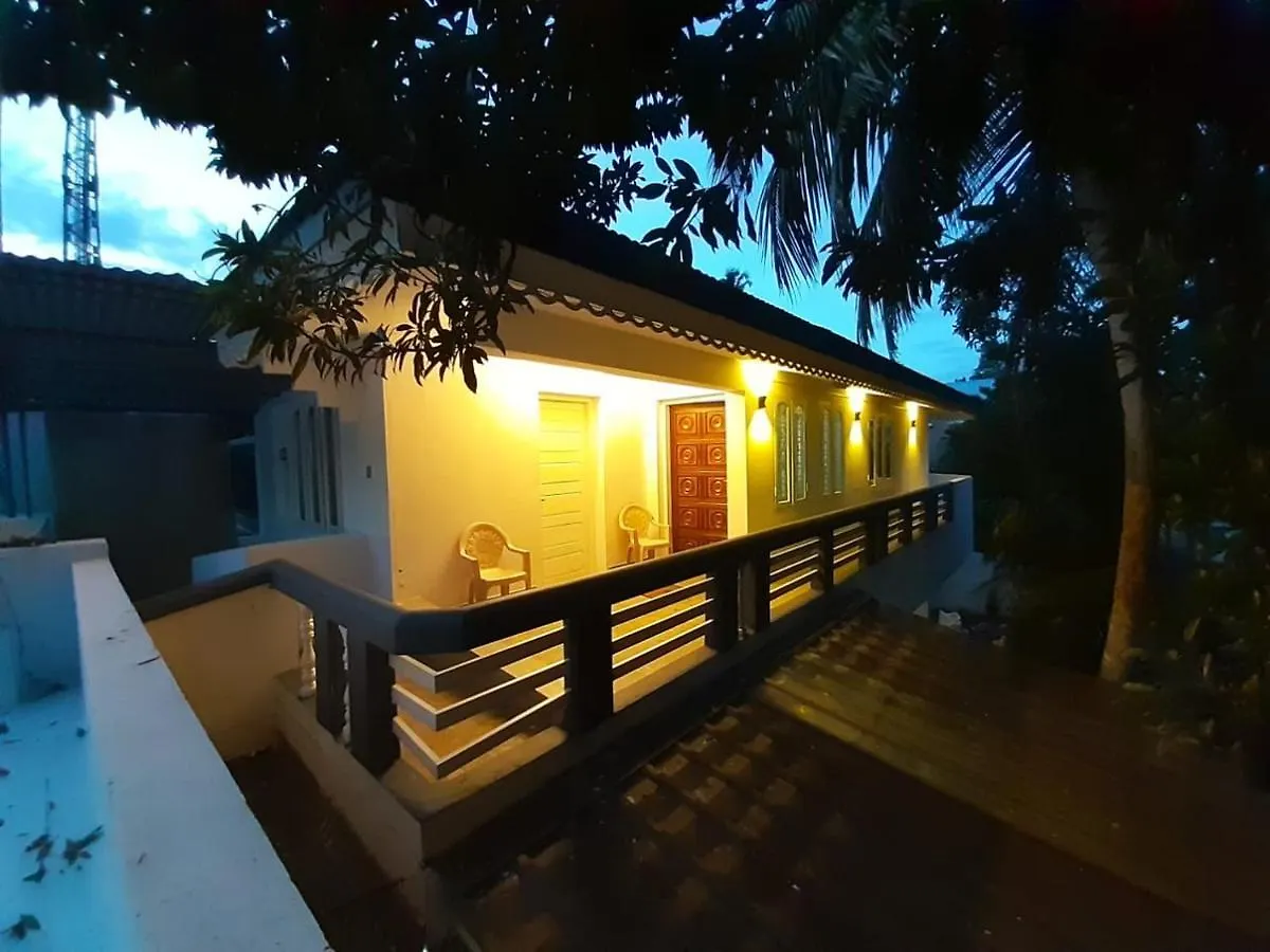 Δωμάτια σε οικογενειακή κατοικία Beachway Inn Alappuzha